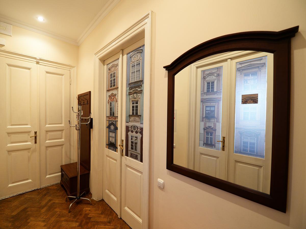 The Historical Family Nest In City Centre Lviv Eksteriør billede