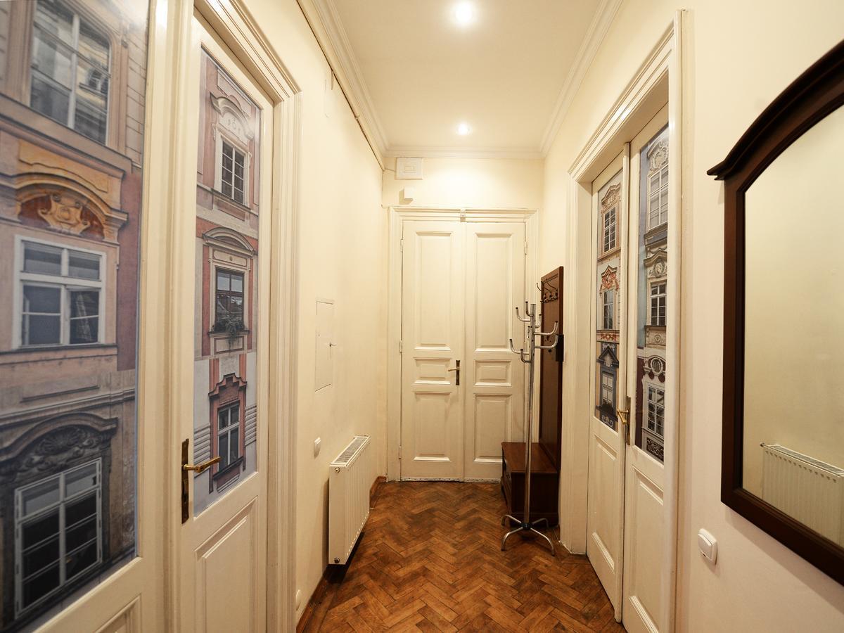 The Historical Family Nest In City Centre Lviv Eksteriør billede